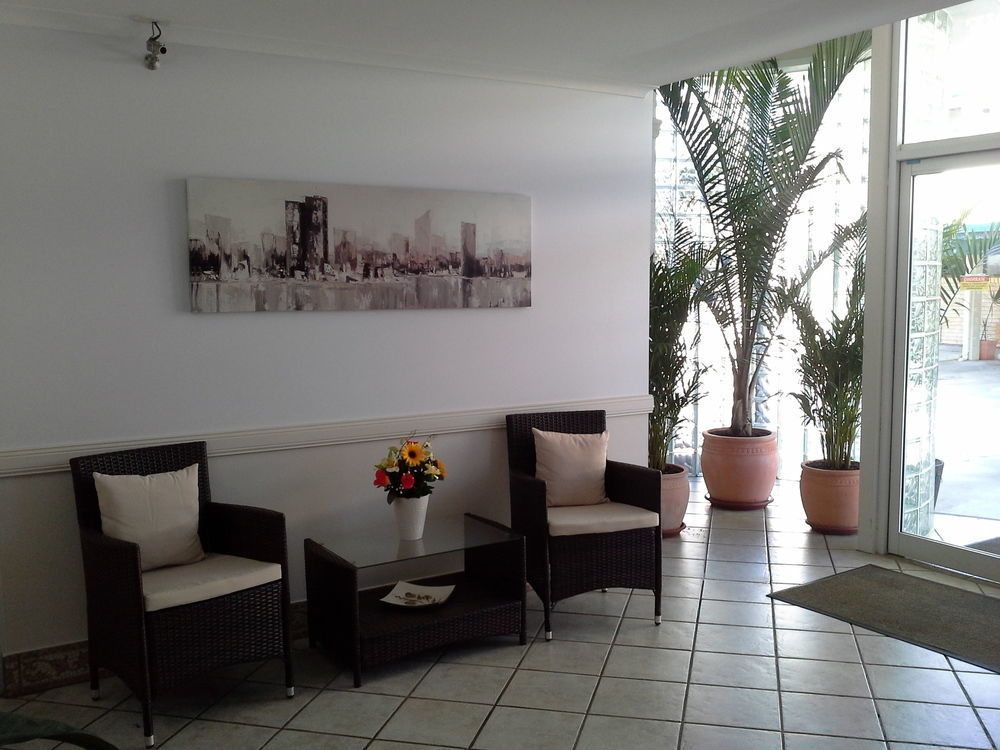 Gladstone Palms Motor Inn Dış mekan fotoğraf