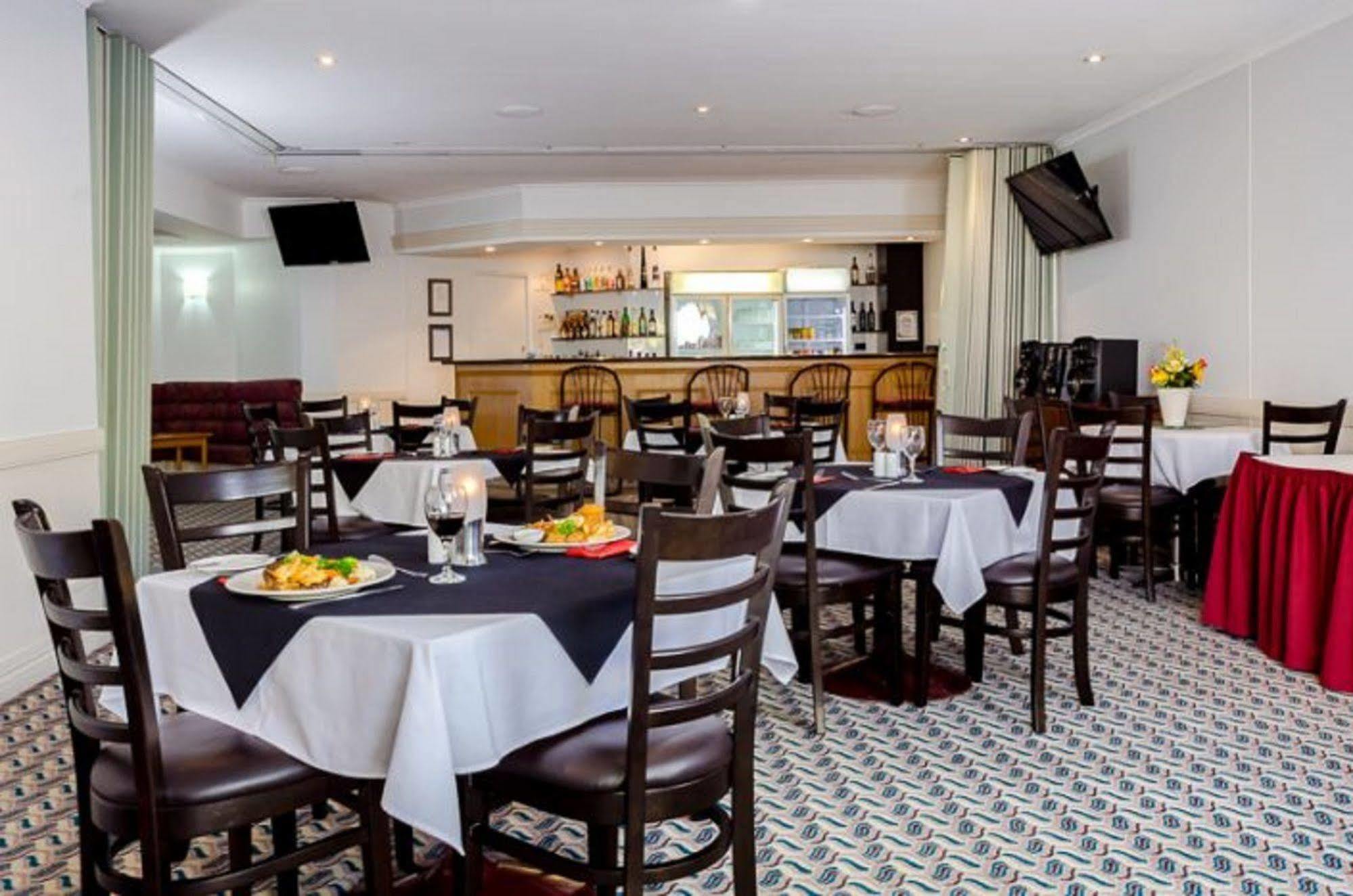 Gladstone Palms Motor Inn Dış mekan fotoğraf